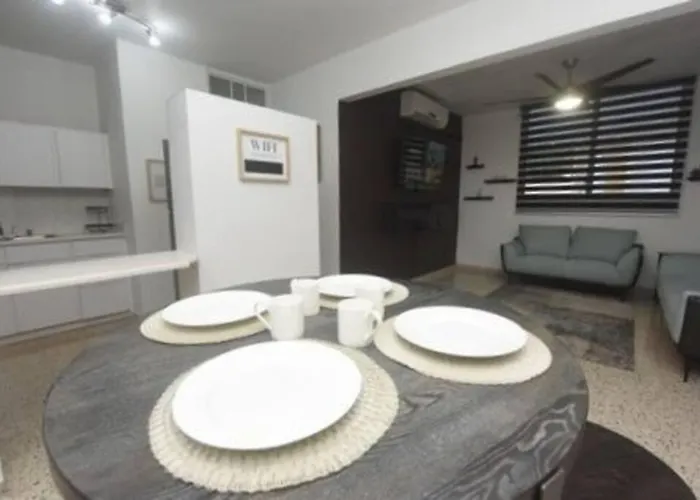 Cozy Apartment In The Heart Of The City