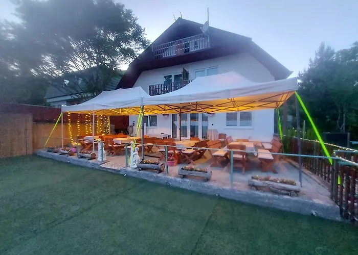 Attila'S Guest House