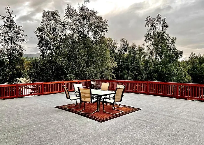 Newly Remodeled Spacious Units, Minutes From Mountains, Inlet, Downtown And Airport
