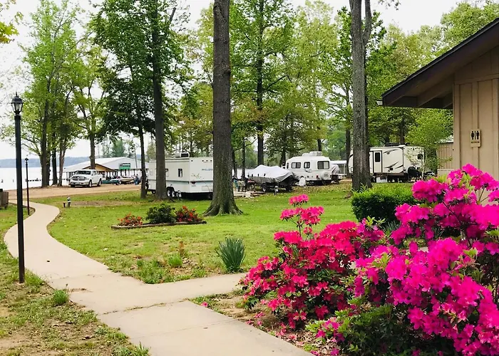 Holly Park Marina