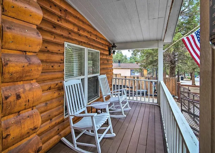 8 Mi To Big Bear Lake & Village: Sugarloaf Cabin!