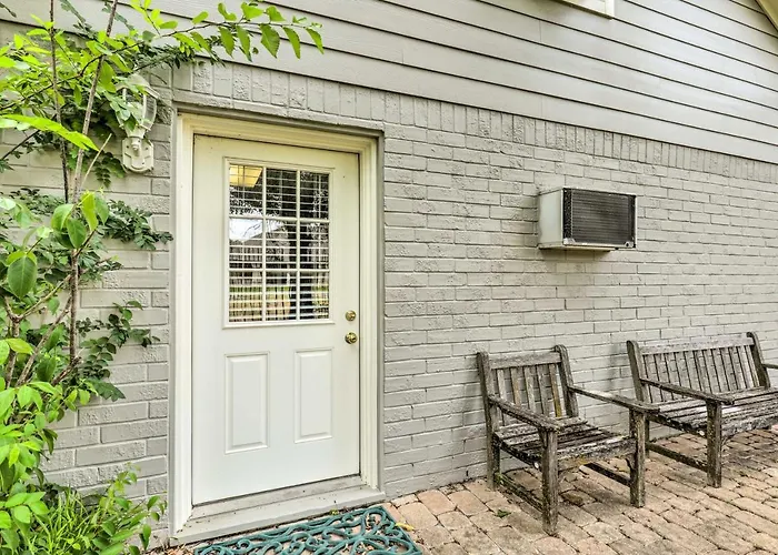 < 1 Mi To Kyle Field: Cozy Studio W/ Outdoor Space