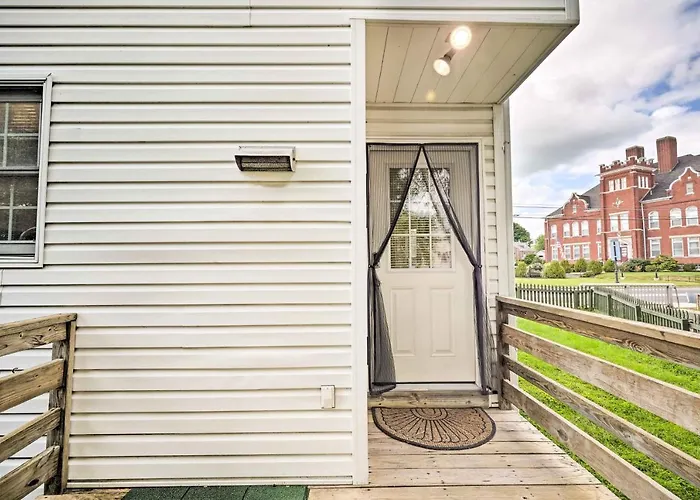 Historic Dtwn Home: 2 Mi To Military Park!