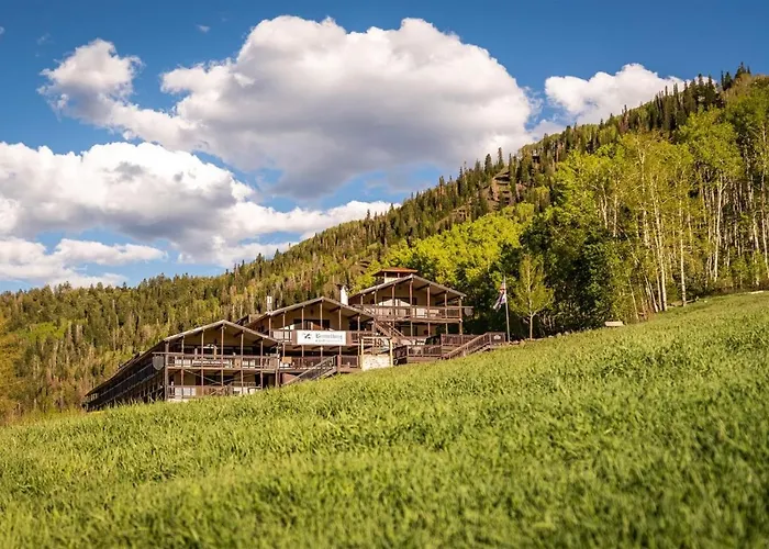 Brettelberg Slopeside Condos F7