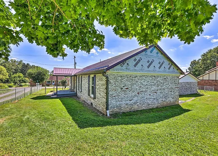 Family-Friendly Sanctuary: Bbq, Patio & Yard