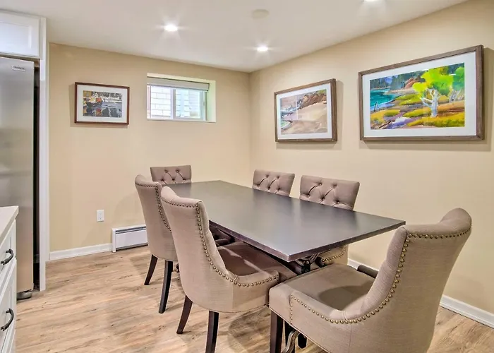 Cozy North Bend Getaway In Walkable Location!