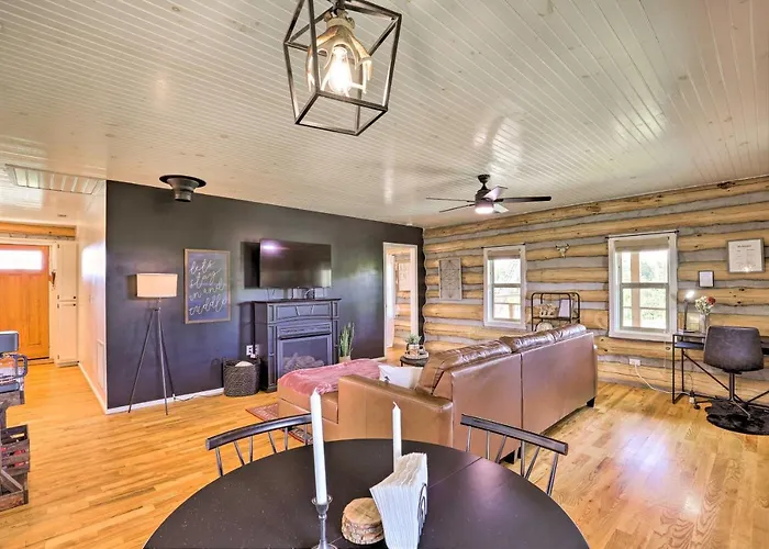 17 Mi To Appalachian Trail! Mtn Retreat W/ Views