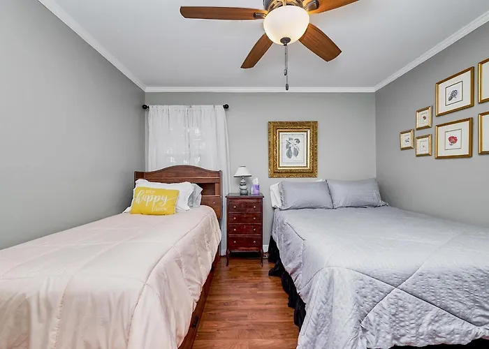 Luxury Home 5 Bedroom 3 Ba Near Beaches And Venues