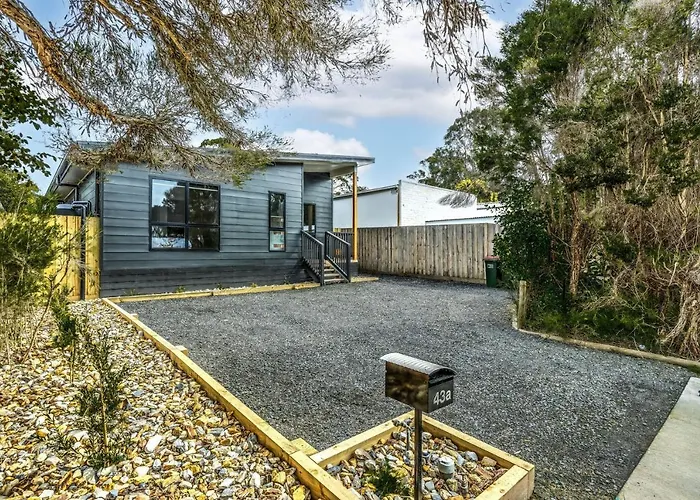 The House With The Orange Door, Inverloch