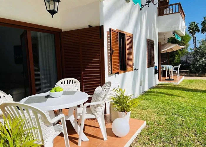 Apartment Balandros With Balcony