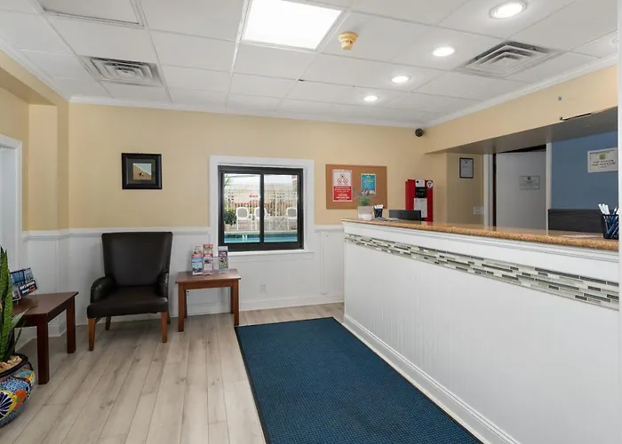 Coastal Palms Inn And Suites