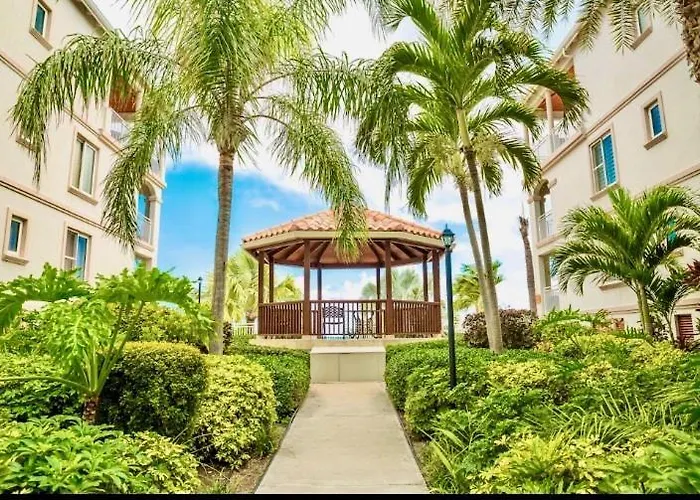 La Vista Azul - Lovely Spacious Condo Close To Grace Bay - Free Wi-Fi