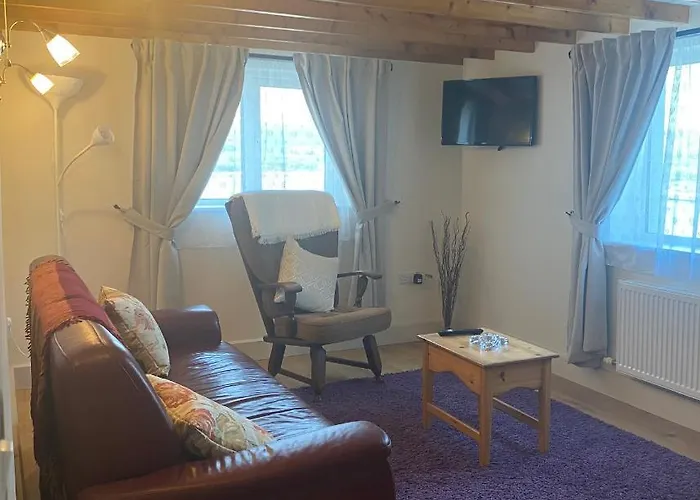 Hillview Cottage