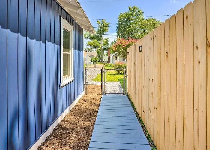 Chic Cottage W/ Private Yard: Steps To Beach!