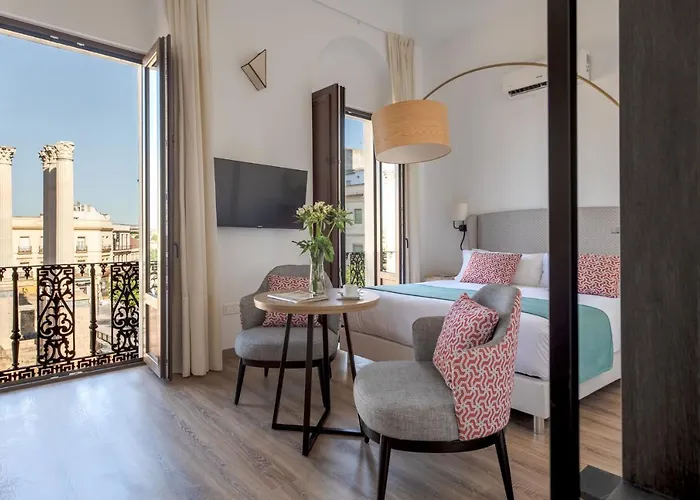 Coliseum Boutique Apartments
