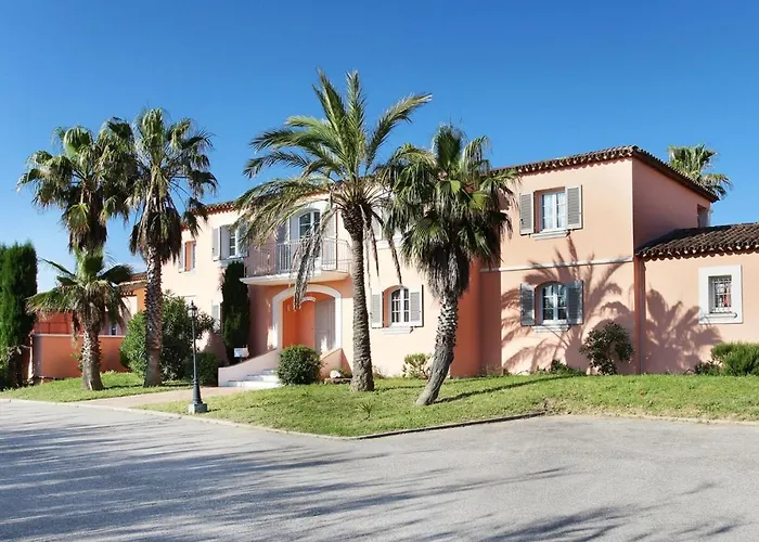 Appartement Avec Jardin Et Piscine Chauffee A La Palmeraie Grimaud - Ideal Couple Et 2 Enfants