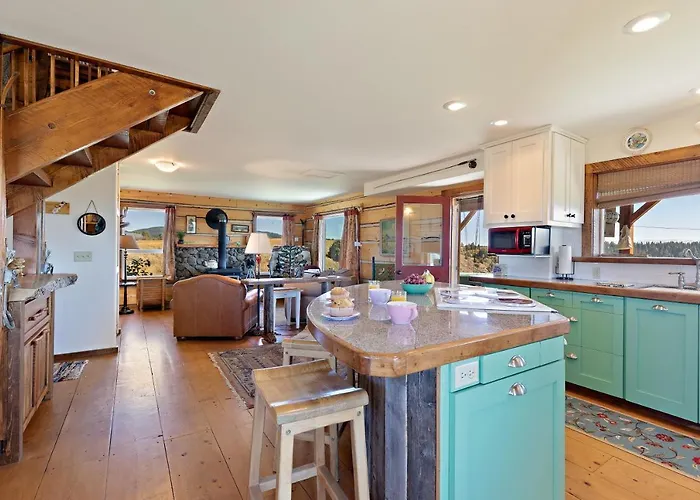 Lindas Perch By Kabino On Bank Of Henrys Fork Mtn Views Fishing 6 Acres Snake River Wifi