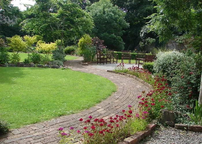 Courtyard Holiday Cottage No 8 By Trident Holiday Homes