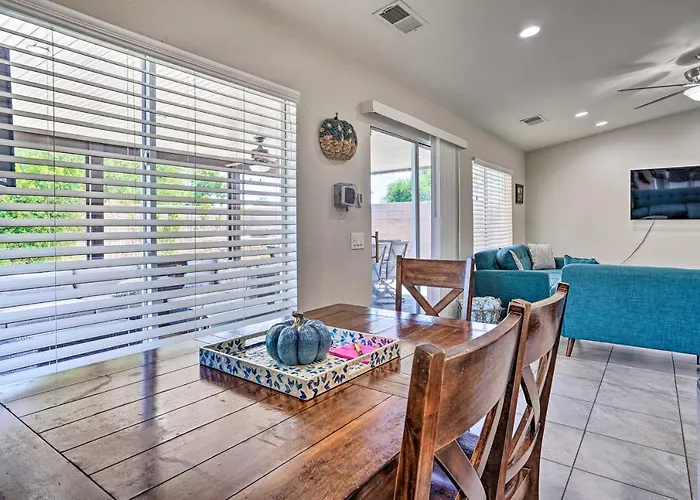 Pool & Game Room: Pet-Friendly Indio Retreat