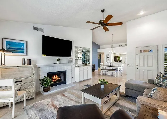 Desert Falls Resort Villa W/ Golf & Mountain Views!