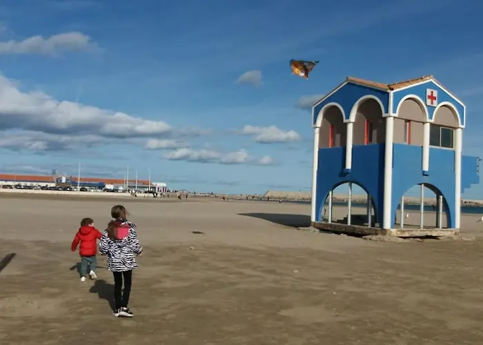 Studio Plage 200M Parking Gratuit Port La Nouvelle