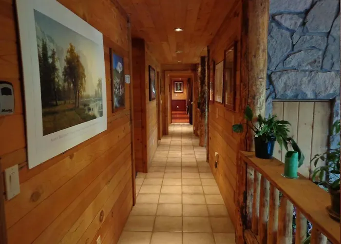 Evergreen Haus