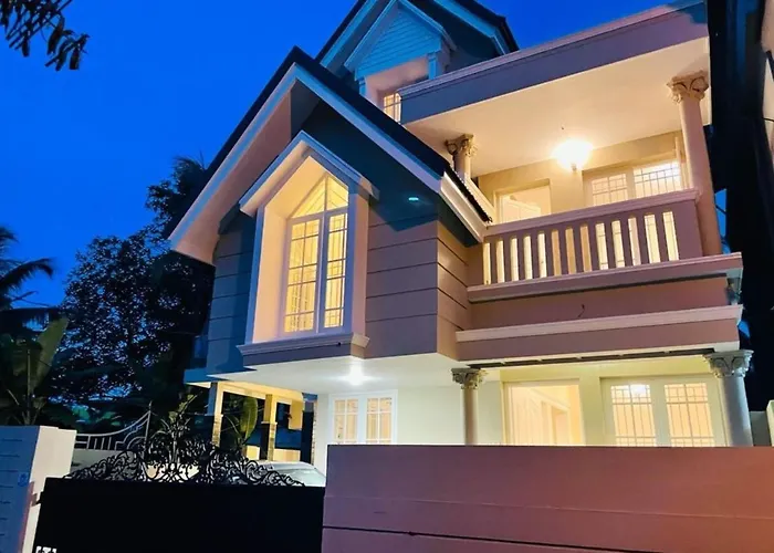The Oval House, Kochi - Approved By Kerala Tourism - Exclusively For Families