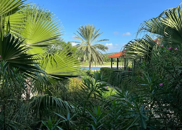 Vrijstaande Bb Beach Villa Azure