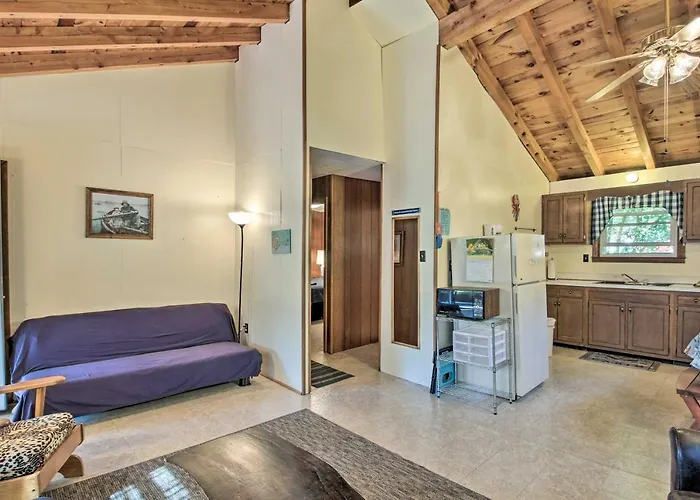 'The Den' Raymond Home W/ 200 Feet Of Sandy Beach!