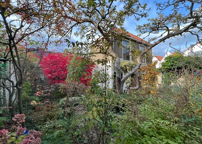Apple Tree Cottage - Charming Canal Home In Our Idyllic Garden