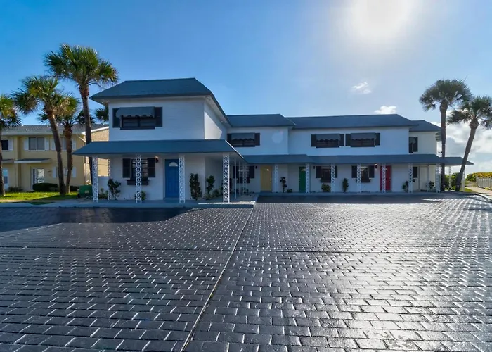 Blue Skies Oceanfront 2 Bedroom Townhouse