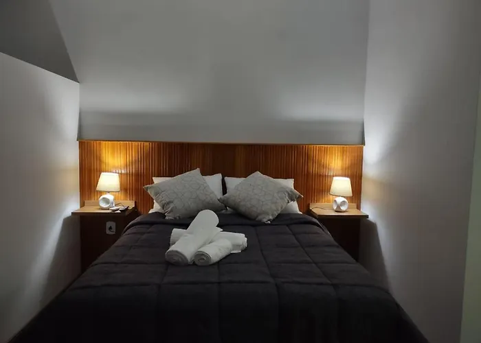 Ipe Suites