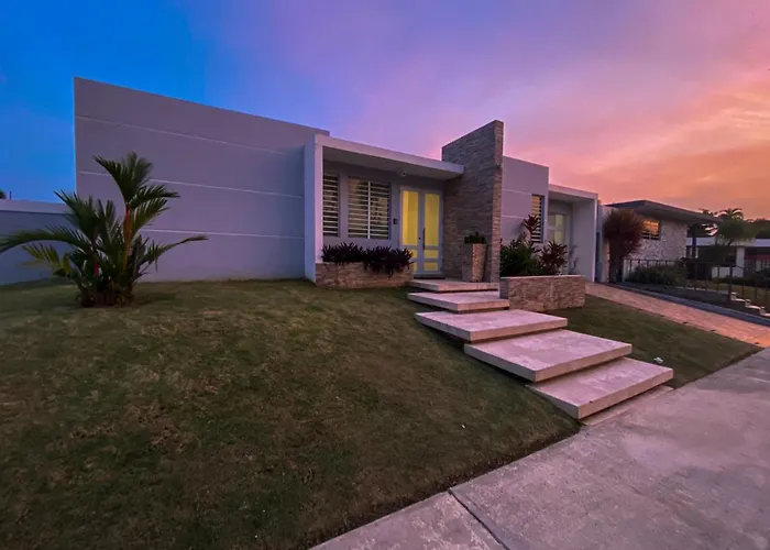 Tropical Jacuzzi House With Generator And Gated Community