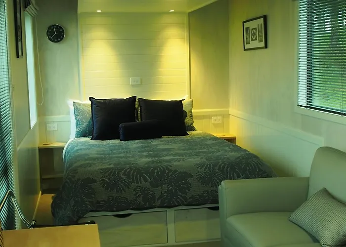 Boutique Tiny House - Te Anau Country Accommodation
