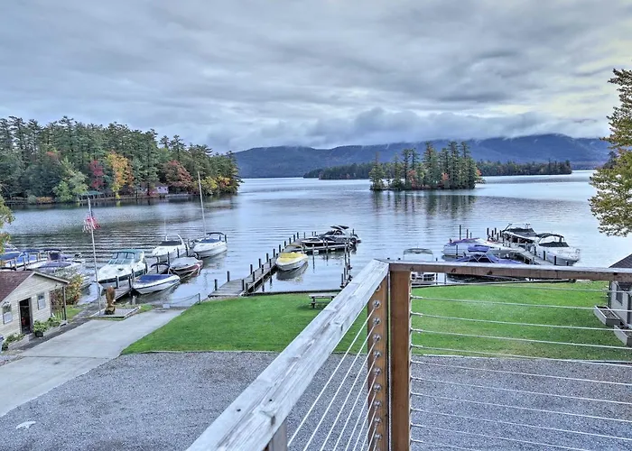 Lakefront Bolton Retreat W/ Balcony + Views!