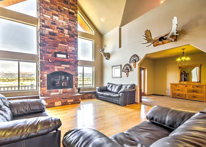 Rustic Bryce Canyon Home W/ Deck On Sevier River!