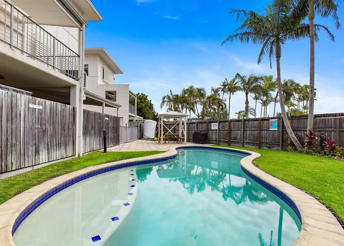 Unit 2 Marcoola Sands