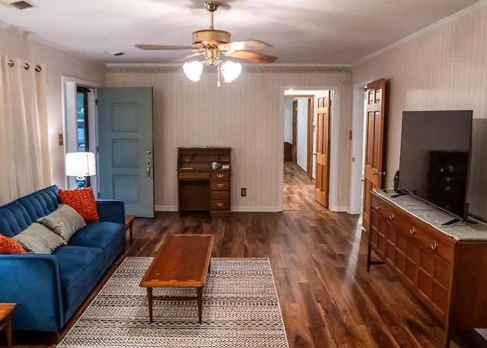Casa Kingfisher