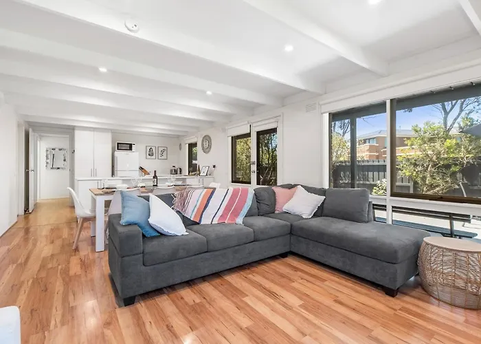 Dromana Beach Holiday House 3 Minutes To The Sand