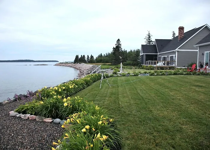 Sea Duck Cottage Main House