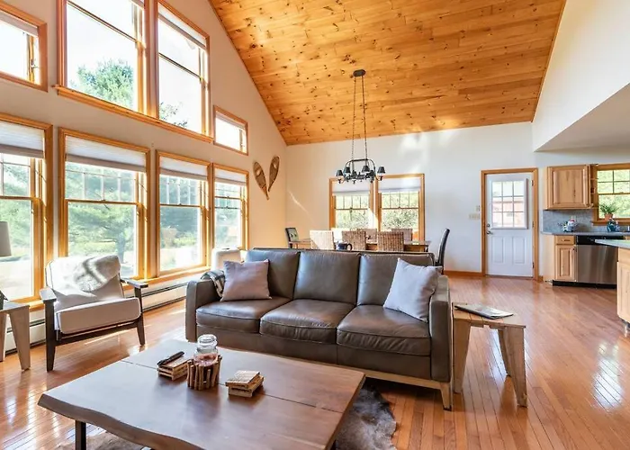 Beautiful Mountain Home With Gorgeous Meadow Views