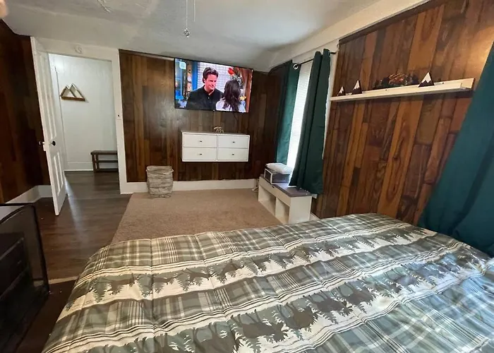 Lovely Rural 1 Bedroom Apartment In St Mary'S