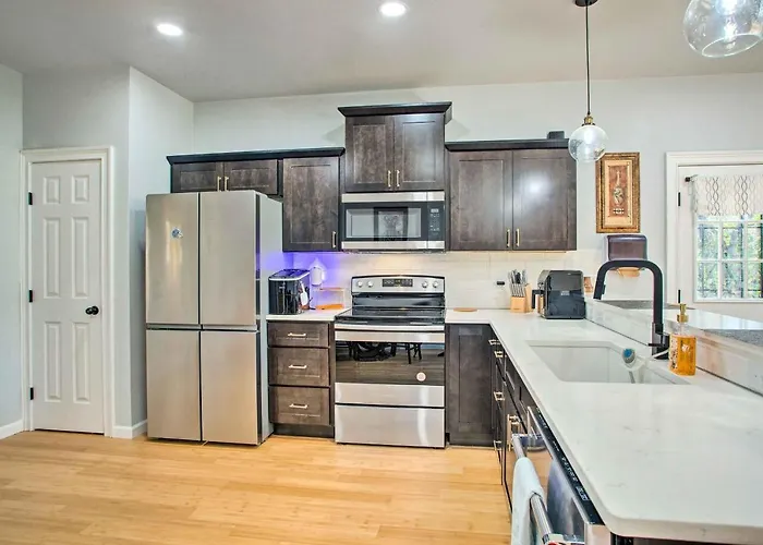 Denison Home W/ Balcony: Walk To Downtown!