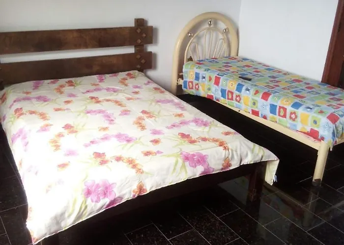 Raízes de Afrodite quartos