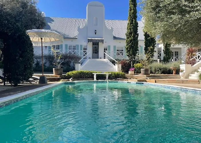 La Belle Guest House