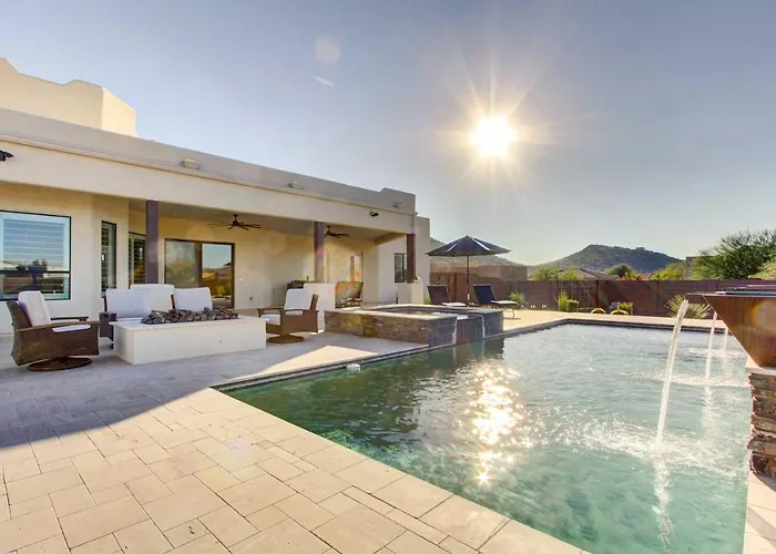 Private Pool! Oasis-Like Group Getaway In Phoenix