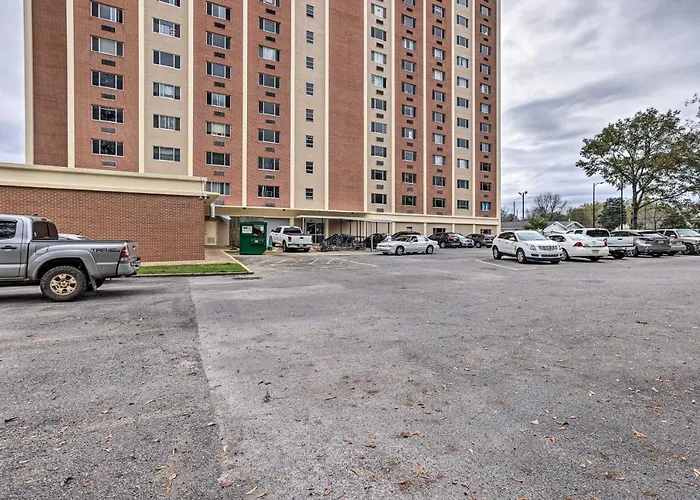Airy Apt Situated In The Coosa River Area!