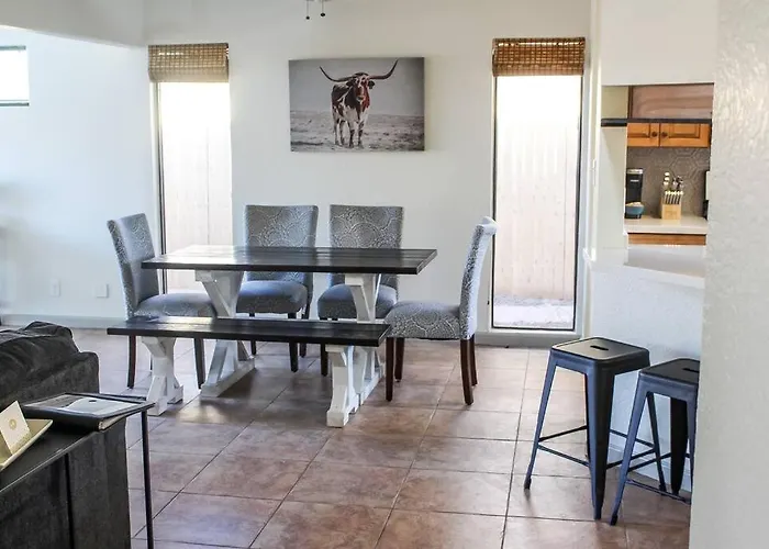 Lakefront Hacienda With Pool, Hot-Tub, Tennis