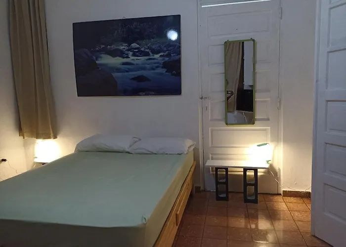La Casa De Isabel Y Juan, Zona Colonial