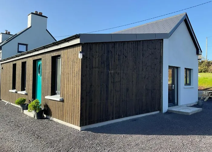 Wild Wild West Holiday Cottages